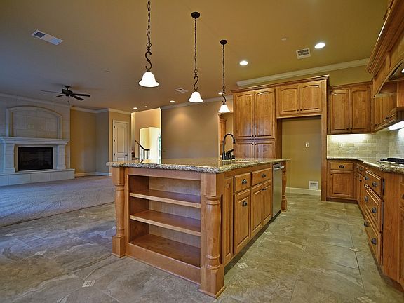 4th image of 108 Hollyann Dr