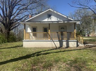 835 Spout Springs Rd, Lawrenceburg, TN 38464