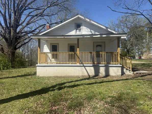 835 Spout Springs Rd, Lawrenceburg, TN 38464