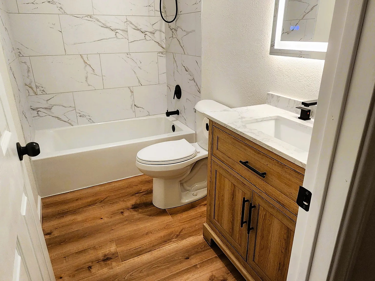 1 bed, 700 sqft, $1,895 — Photo 3