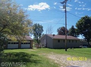 2320 Eleen Rd, Six Lakes, MI 48886