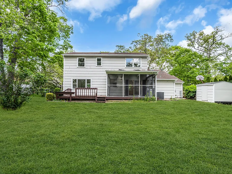 321 Marc Dr — Photo 40