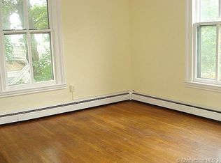 38 Laurel Hill Ave #2, Norwich, CT 06360