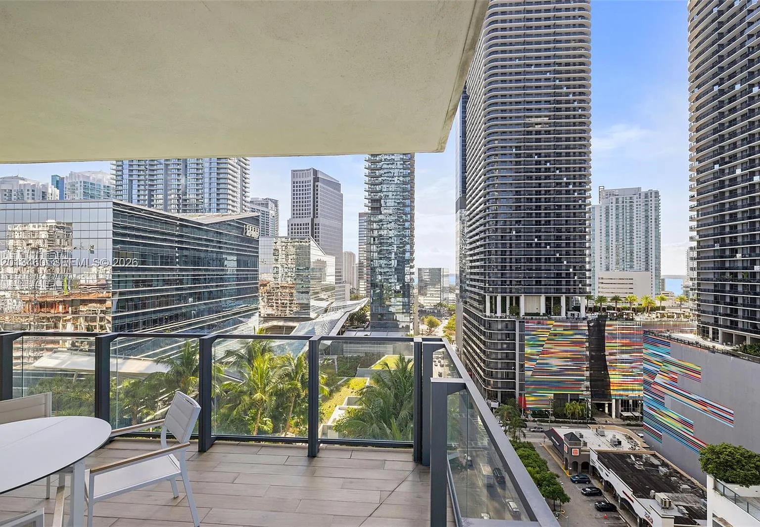 Rise Condo — Photo 4