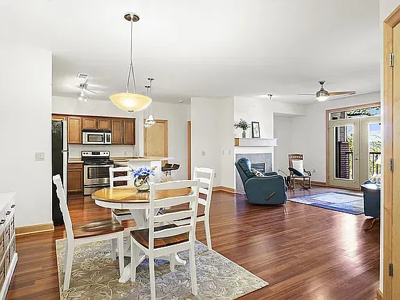 8253 Mayo Dr — Photo 2