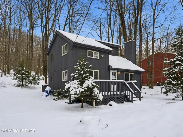 144 Owassa Dr, Pocono Lake, PA 18347