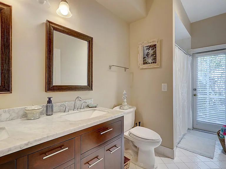 10207 Allamanda Blvd — Photo 37