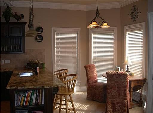 3rd image of 3988 N Bridlewood Dr #2304
