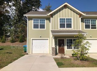 1017 Baldwin Commons Dr, Arden, NC 28704