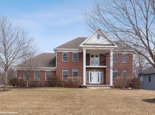 3703 131st St, Urbandale, IA 50323