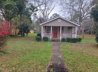 22077 2nd St, Silverhill, AL 36576
