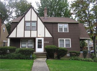 1082 Hillstone Rd, Cleveland Heights, OH 44121