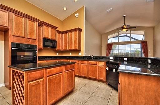 4th image of 12514 Burgess Hill Dr