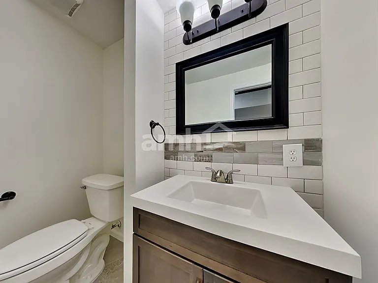 5232 Dietrich Ave — Photo 22
