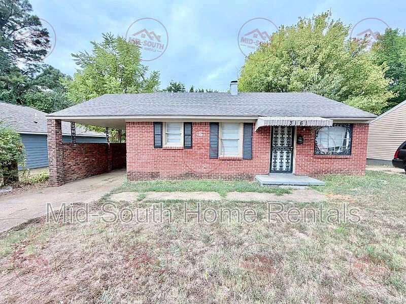 3 bed, 1.5 bath, 1281 sqft, $1,050 — Photo 3