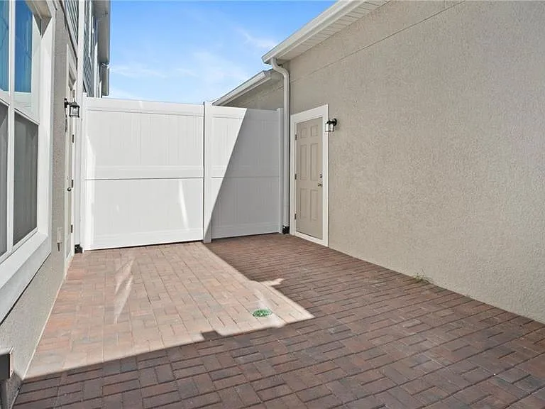 7387 Mezzano Ln — Photo 8
