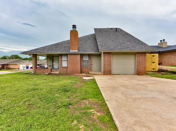 4204 Fort Dr, Norman, OK 73072