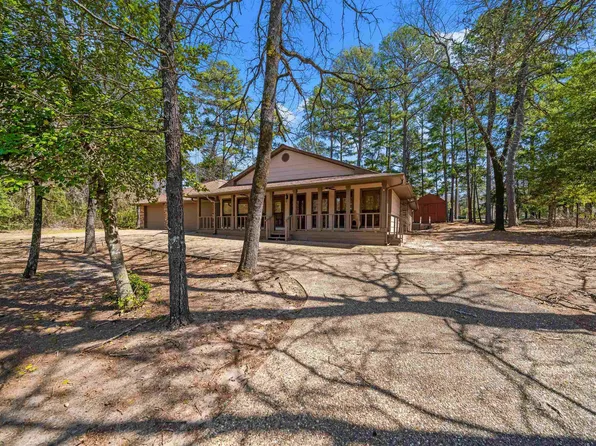 284 Peaceful Valley Trl, Holly Lake Ranch, TX 75765