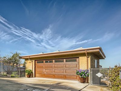 2451 Balboa Vista Dr, San Diego, CA, 92105