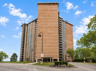 5250 Lakeshore Rd #809, Burlington, ON L7L5L2