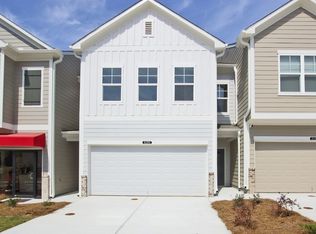 6285 Centennial Ln #27, Atlanta, GA 30349