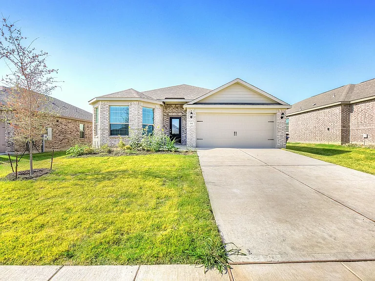 1717 Cotton Blossom Ln — Photo 1