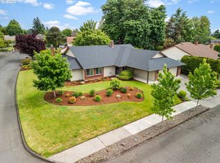 2011 SE Norelius Dr, Vancouver, WA 98683