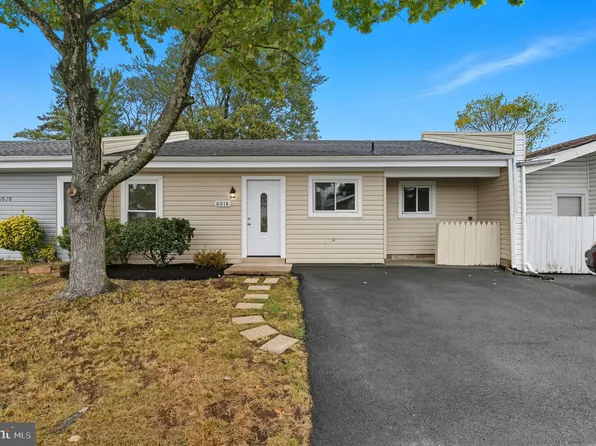 6018 Regents Park Rd, Centreville, VA 20120
