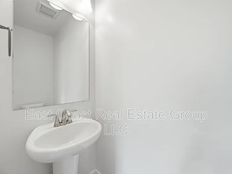 8780 Hillside Way — Photo 16