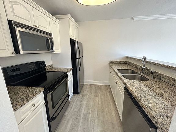3rd image of 455 Alt 19 S APT 240