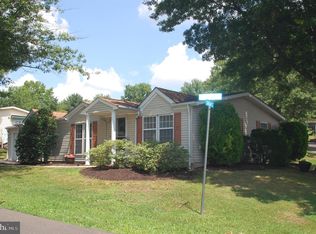 411 Westbury Dr, Souderton, PA 18964