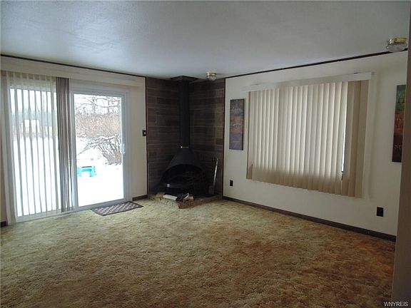 2nd image of 1359 Sherwood Ave