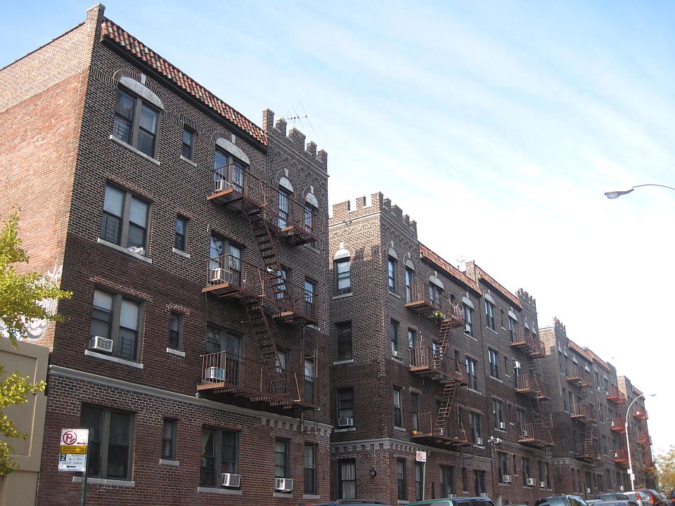 1st image of 4328 39th Pl APT 32