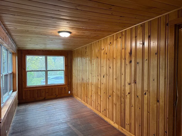 84 Emerald Rd #1 — Photo 12