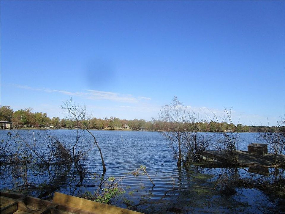 2nd image of 259 Peninsula Dr