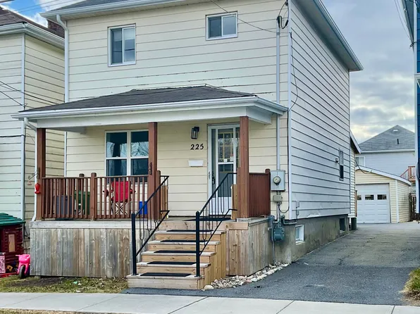 225 Alice St, Cornwall, ON K6H 4R8