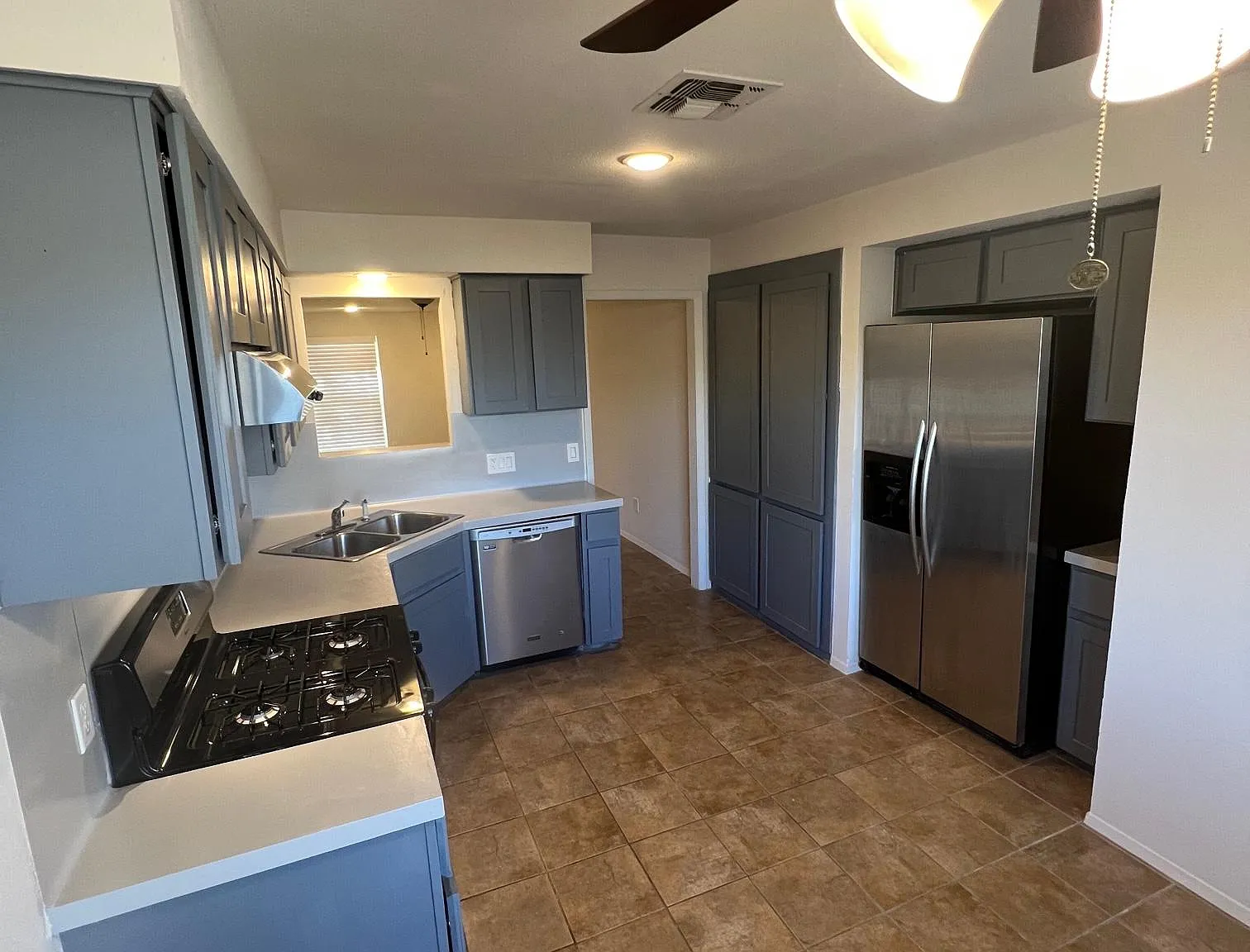6803 Star Dr — Photo 3