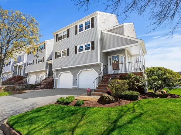 2 Countryside Ln #1301, Salem, MA 01970