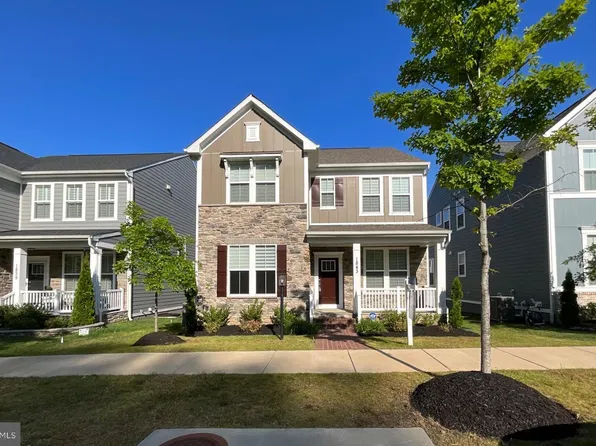 1843 Magnolia Fruit Dr, Dumfries, VA 22026