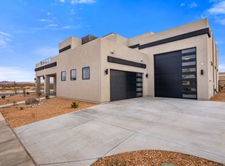455 W Canyon Pine Dr, Saint George, UT 84790