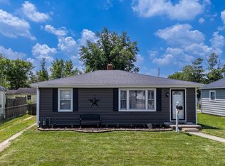 1221 S Main St, Washington Court House, OH 43160