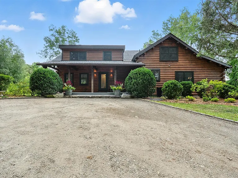 383 N Salem Rd — Photo 1