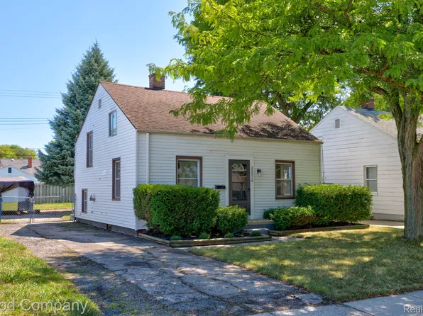 22516 Gascony Ave, Eastpointe, MI 48021