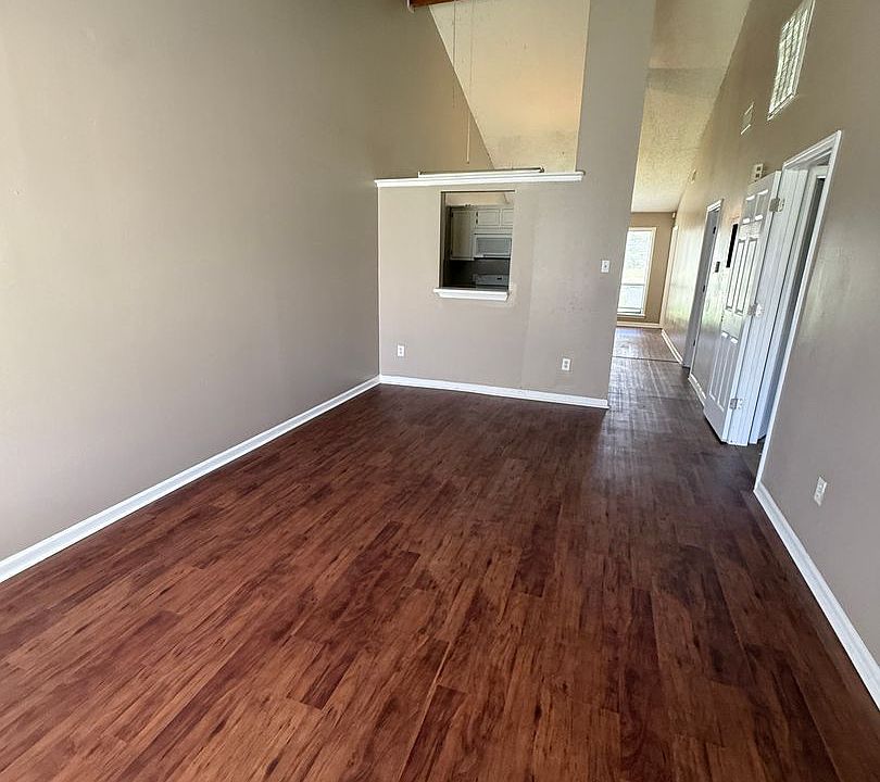 1st image of 1713 Jasper Ave