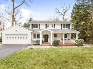 95 Harris Rd, Katonah, NY 10536