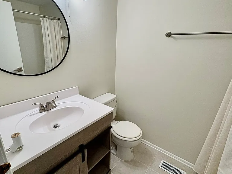 228 Dakota Ct #A — Photo 17