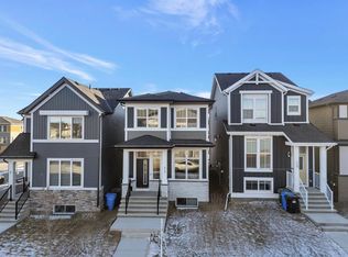 11 Marmot Way NW, Calgary, AB T3R 2C1