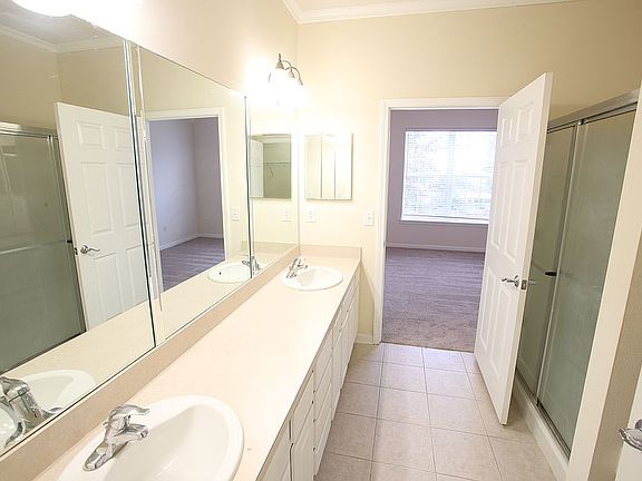 4th image of 11251 Campfield Dr