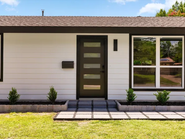 1914 Exeter St, Irving, TX 75062