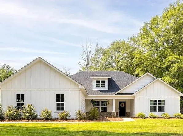 1544 Lee Road 279, Salem, AL 36874